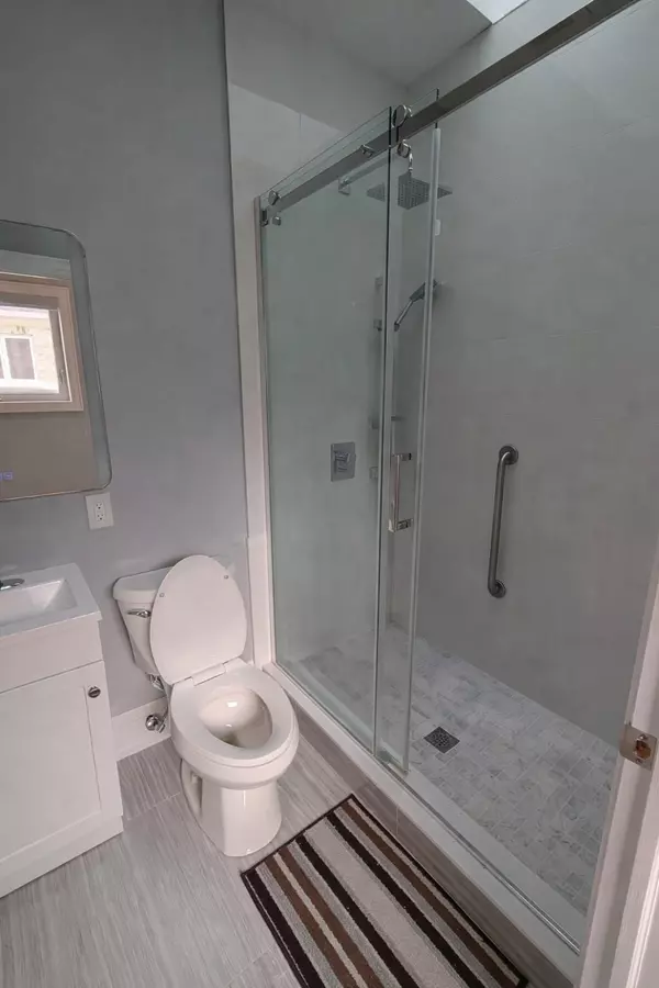 Markham, ON L6B 0N7,15 Bellcroft LN #Coach