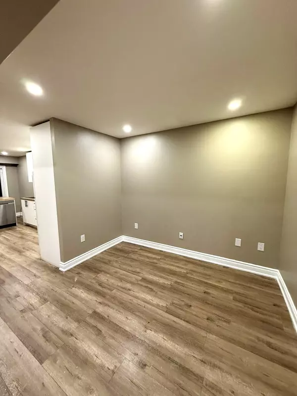 Brampton, ON L6Y 2K8,38 Abelard AVE