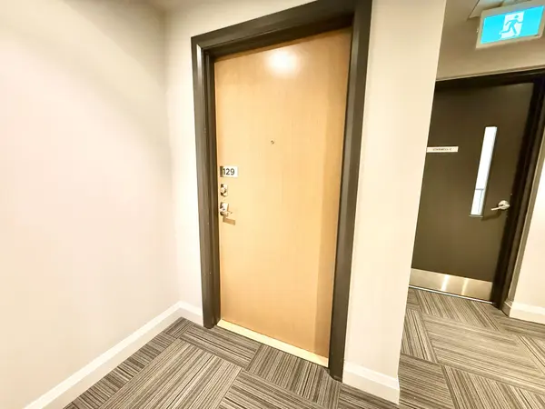 Milton, ON L9E 1K7,1105 Leger WAY #129