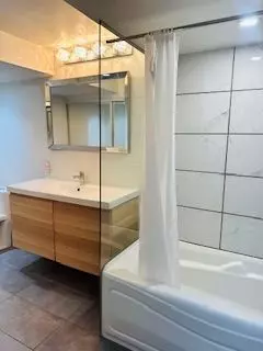 53 Freshspring DR, Brampton, ON L6R 3H8