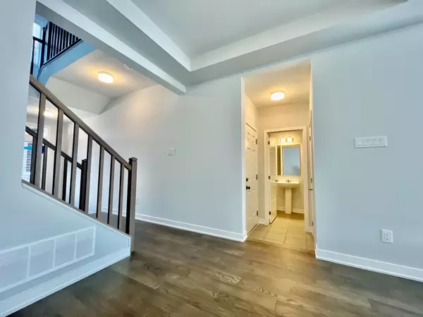 Barrhaven, ON K2J 7E3,269 Ormiston CRES