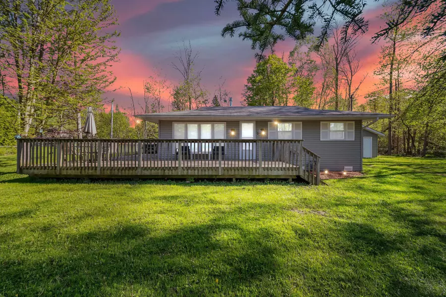 2 Birch ST, South Bruce Peninsula, ON N0H 2G0