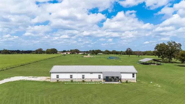 550 Rs County Road 2370, Alba, TX 75410