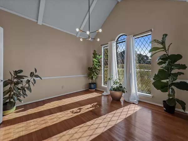 Desoto, TX 75115,1821 Montauk Way