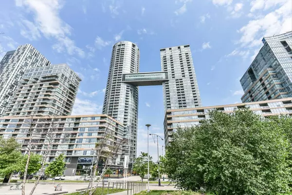 15 Iceboat TER #3308, Toronto C01, ON M5V 4A5