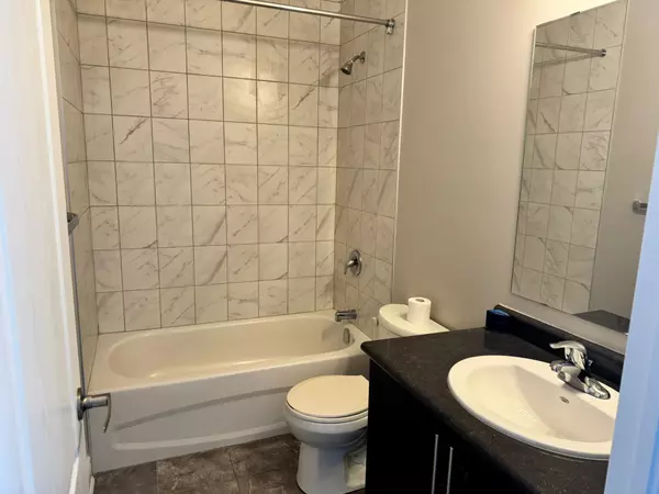 Clarington, ON L1E 0J7,9 Washburn PATH