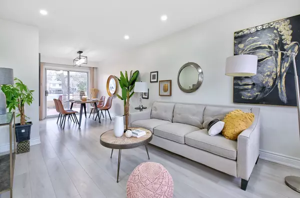 Toronto E04, ON M1P 1R4,150 Vauxhall DR