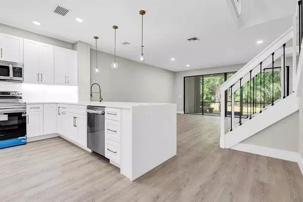 Boca Raton, FL 33433,6366 Longboat Lane #G104