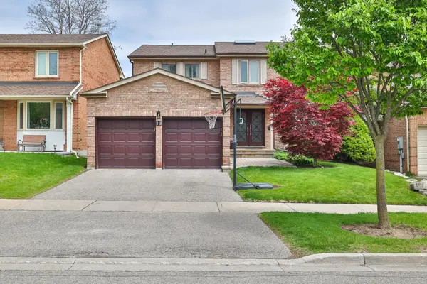 Vaughan, ON L4J 5B3,19 Bevshire CIR