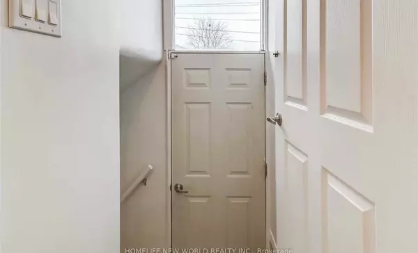 Richmond Hill, ON L4C 3H9,399 Browndale CRES #Basement