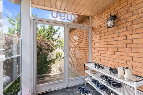 Mississauga, ON L5N 7N2,7090 Terragar BLVD