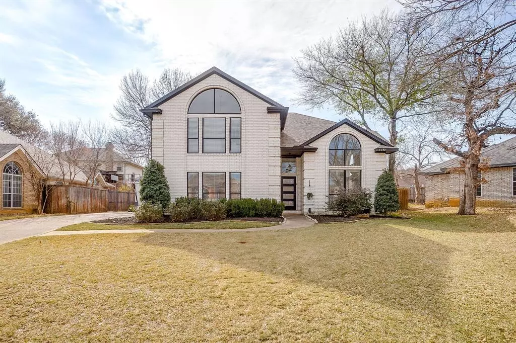 Grapevine, TX 76051,5147 Haydenbend Circle