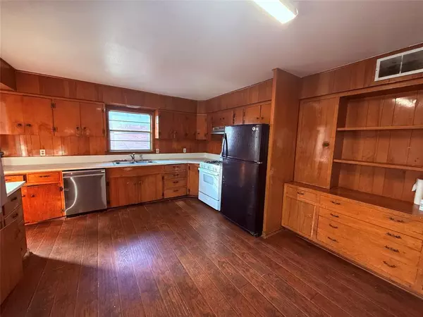 Garland, TX 75040,914 Bandera Lane