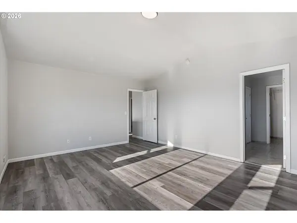 Hermiston, OR 97838,639 E BROWNING AVE