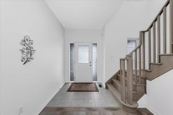 Innisfil, ON L0L 1W0,1252 Peelar CRES