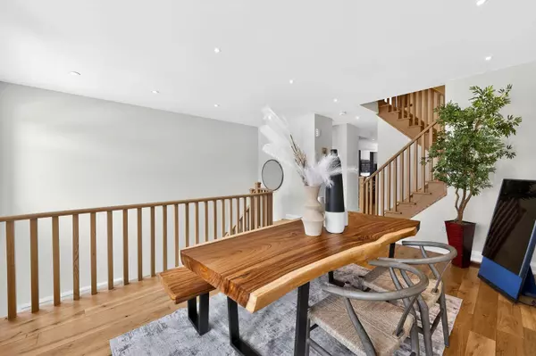 Newmarket, ON L3X 0M7,919 Isaac Phillips WAY