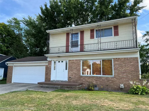 Lake Orion, MI 48362,400 E Flint ST