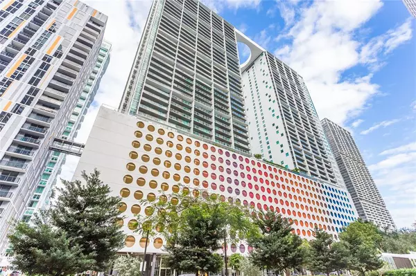 Miami, FL 33131,55 SE 6th St #3500