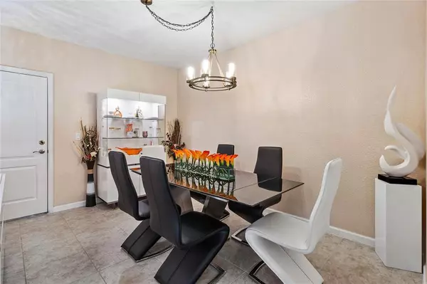 Greenacres, FL 33463,4208 Cohune Palm Ct