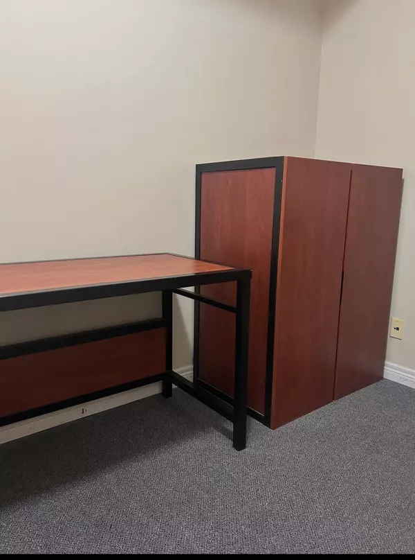 Waterloo, ON N2L 3W6,253 Lester ST ##104