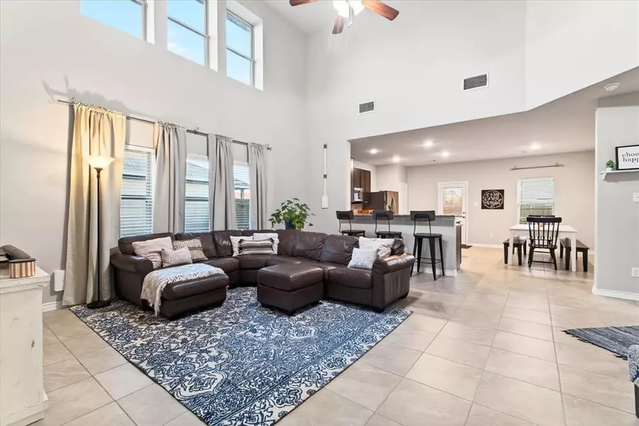 313 Countryside Drive, Aubrey, TX 76227