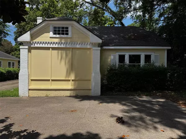 Shreveport, LA 71105,302 Albany Avenue