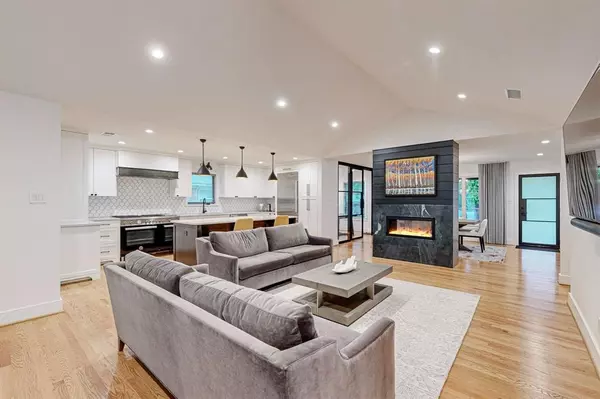 Dallas, TX 75214,4423 Springside Lane