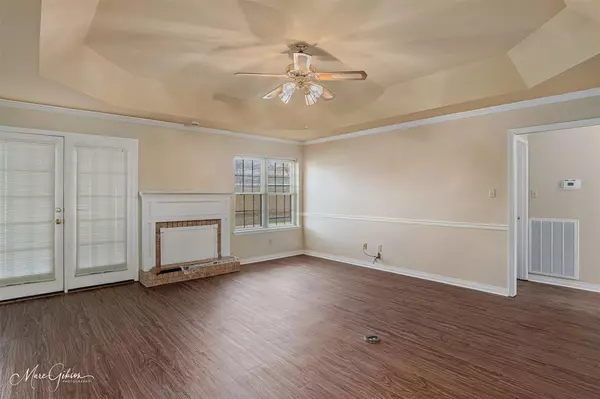 Bossier City, LA 71111,517 Glenwood Street