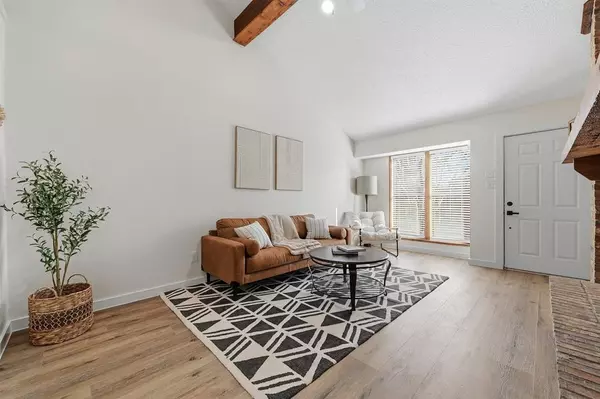 Bedford, TX 76021,2527 Shady Ridge Drive