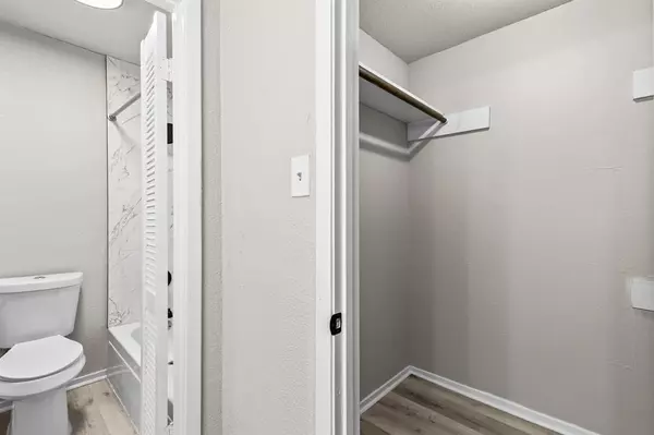 Waco, TX 76710,1700 Laurel Lake Drive