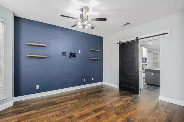 Burleson, TX 76028,848 Huebner Way