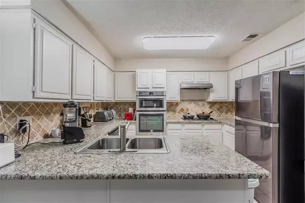 Dallas, TX 75287,3912 Saint Christopher Lane