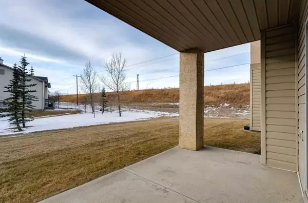 Calgary, AB T3G 5N5,3000 Citadel Meadow PT NW #107