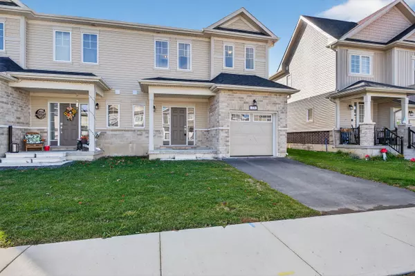 Loyalist, ON K0H 1G0,73 OAKMONT DR