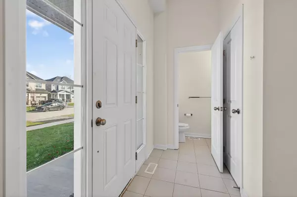 Loyalist, ON K0H 1G0,73 OAKMONT DR