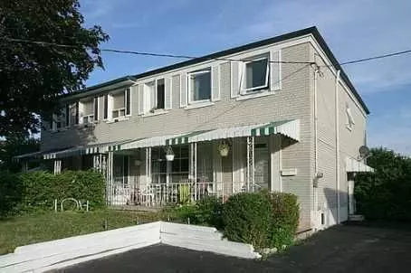 7 Yellowstone ST, Toronto W05, ON M3N 1M3