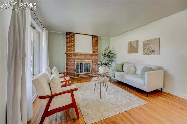 Colorado Springs, CO 80907,2903 Illinois AVE