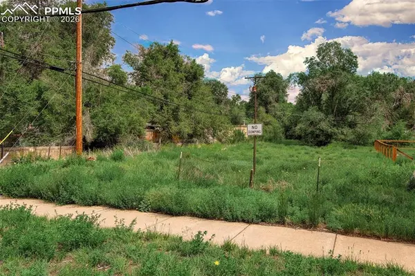 Colorado Springs, CO 80909,2118 E St Vrain ST