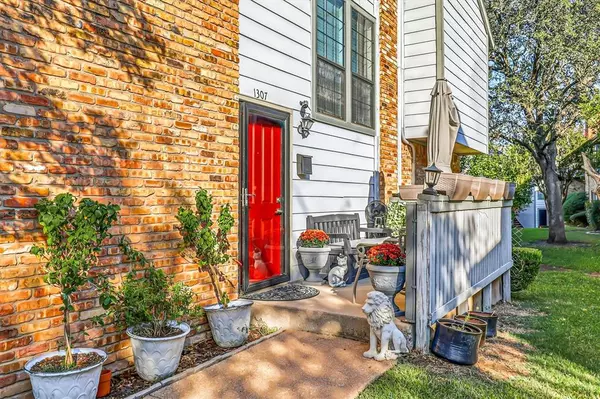 15151 Berry Trail #1307, Dallas, TX 75248