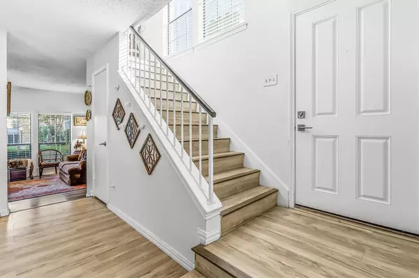 Dallas, TX 75248,15151 Berry Trail #1307