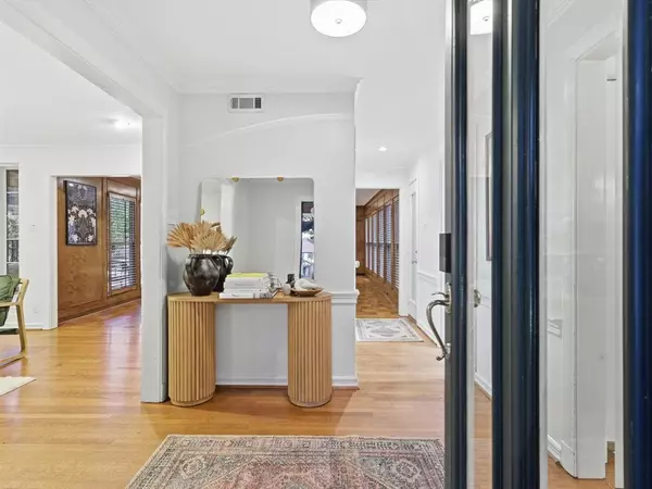 Fort Worth, TX 76109,2341 Lofton Terrace