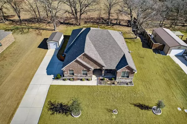 103 Willow Oak Drive, Krugerville, TX 76227