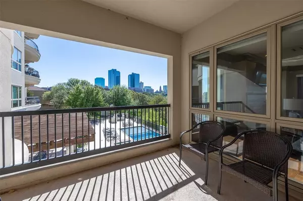 501 Samuels Avenue #230, Fort Worth, TX 76102