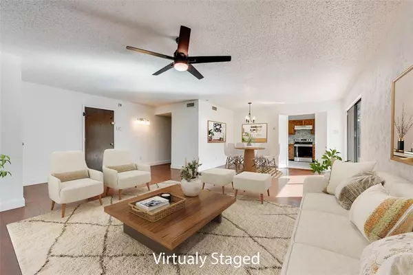 Dallas, TX 75238,10906 Listi Drive