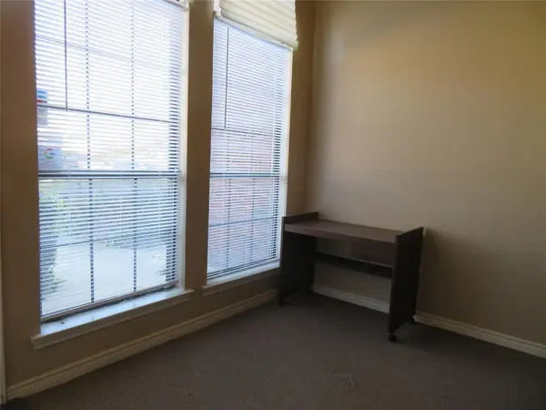 Denton, TX 76207,4216 N Interstate 35