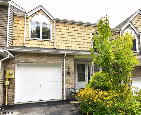 47 Edgefield Dr, Parsippany-troy Hills Twp., NJ 07950