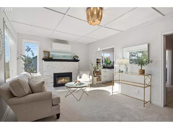 Lincoln City, OR 97367,1523 NE 12TH ST