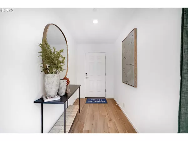 Albany, OR 97321,1592 Laura Vista DR NW