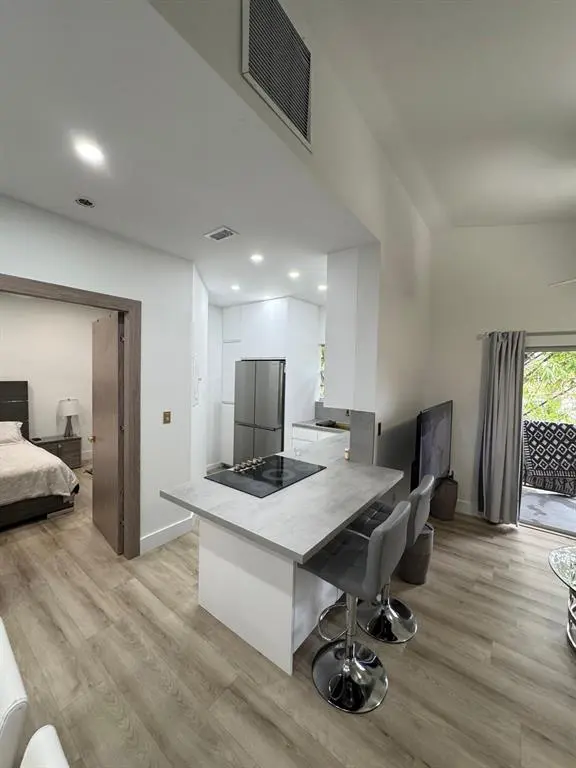 Hollywood, FL 33024,2331 NW 96th Ter #17H