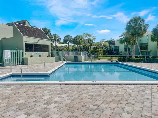 Coral Springs, FL 33065,8921 NW 28th Dr #B